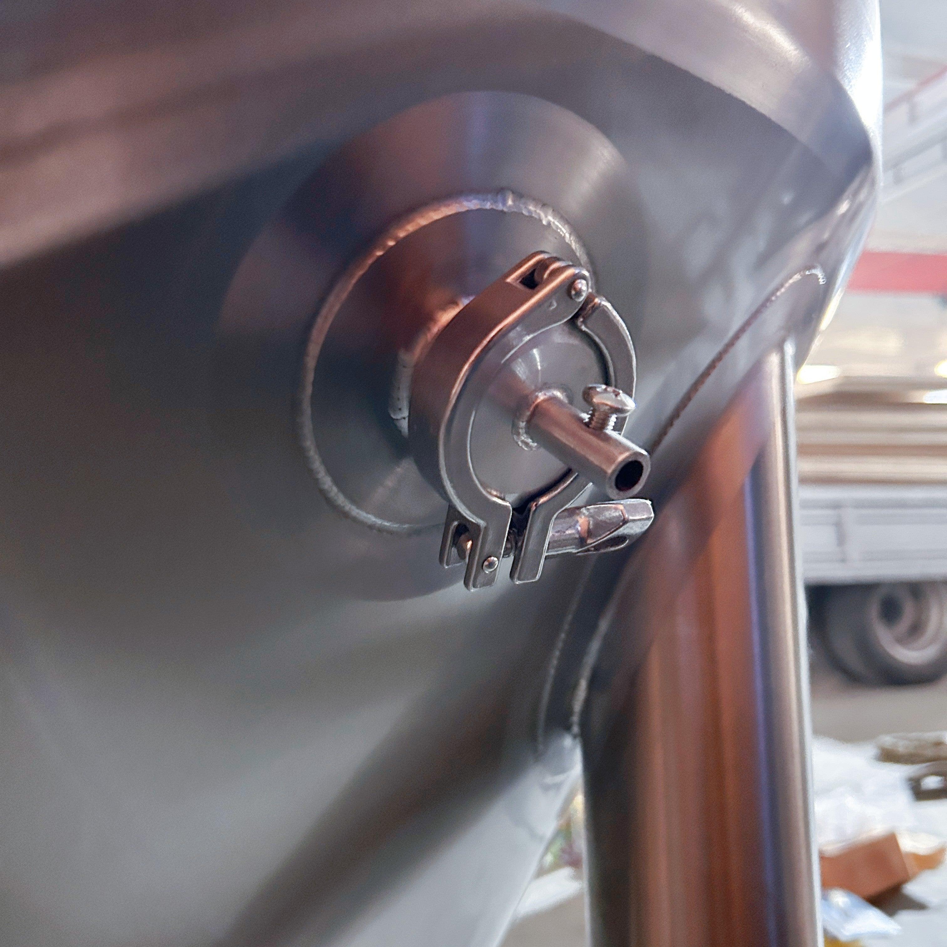 400L Conical Fermenter (pressurisable, jacketed) - Image 13