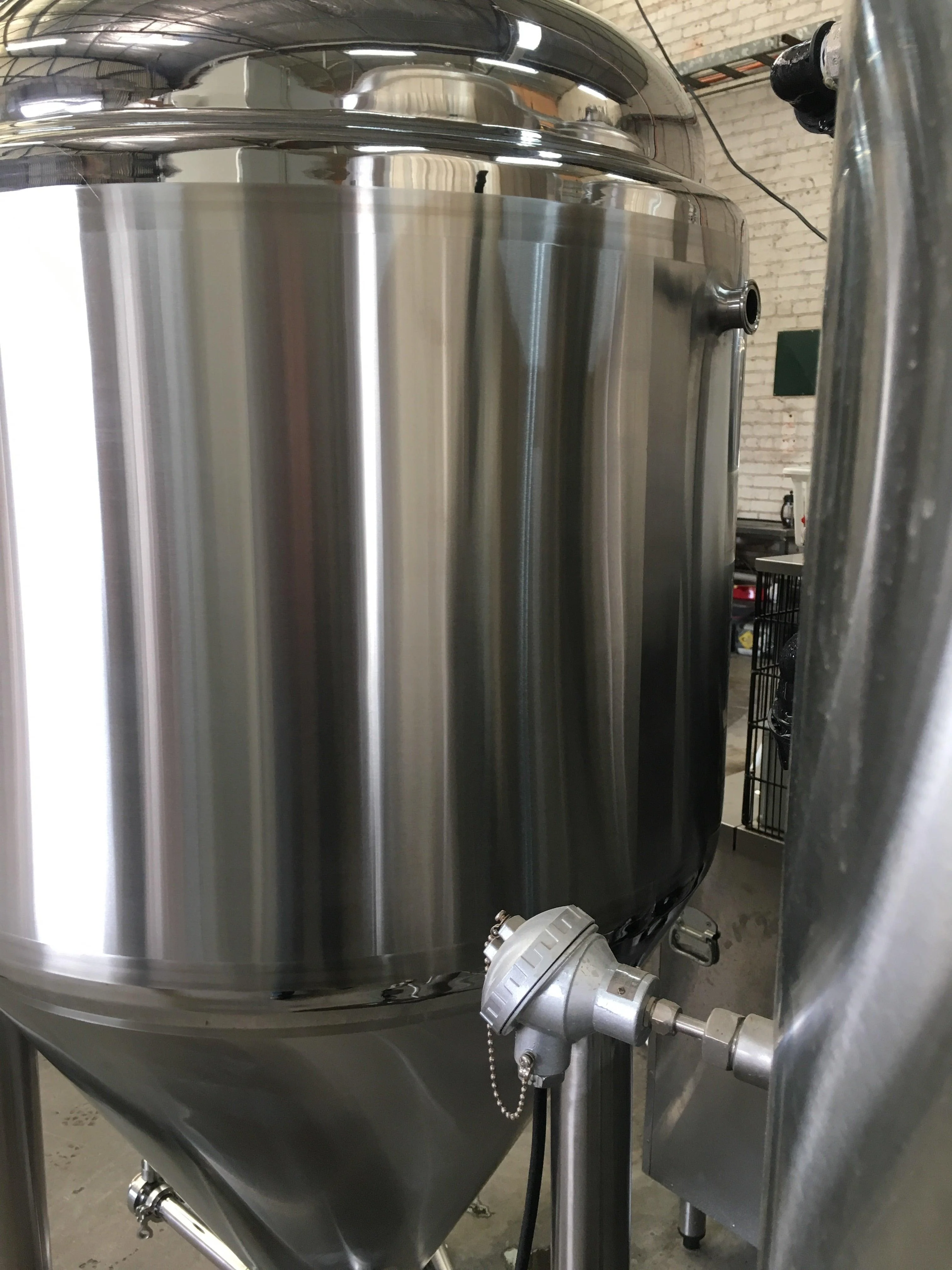 600L Conical Fermenter (pressurisable, jacketed) - Image 5