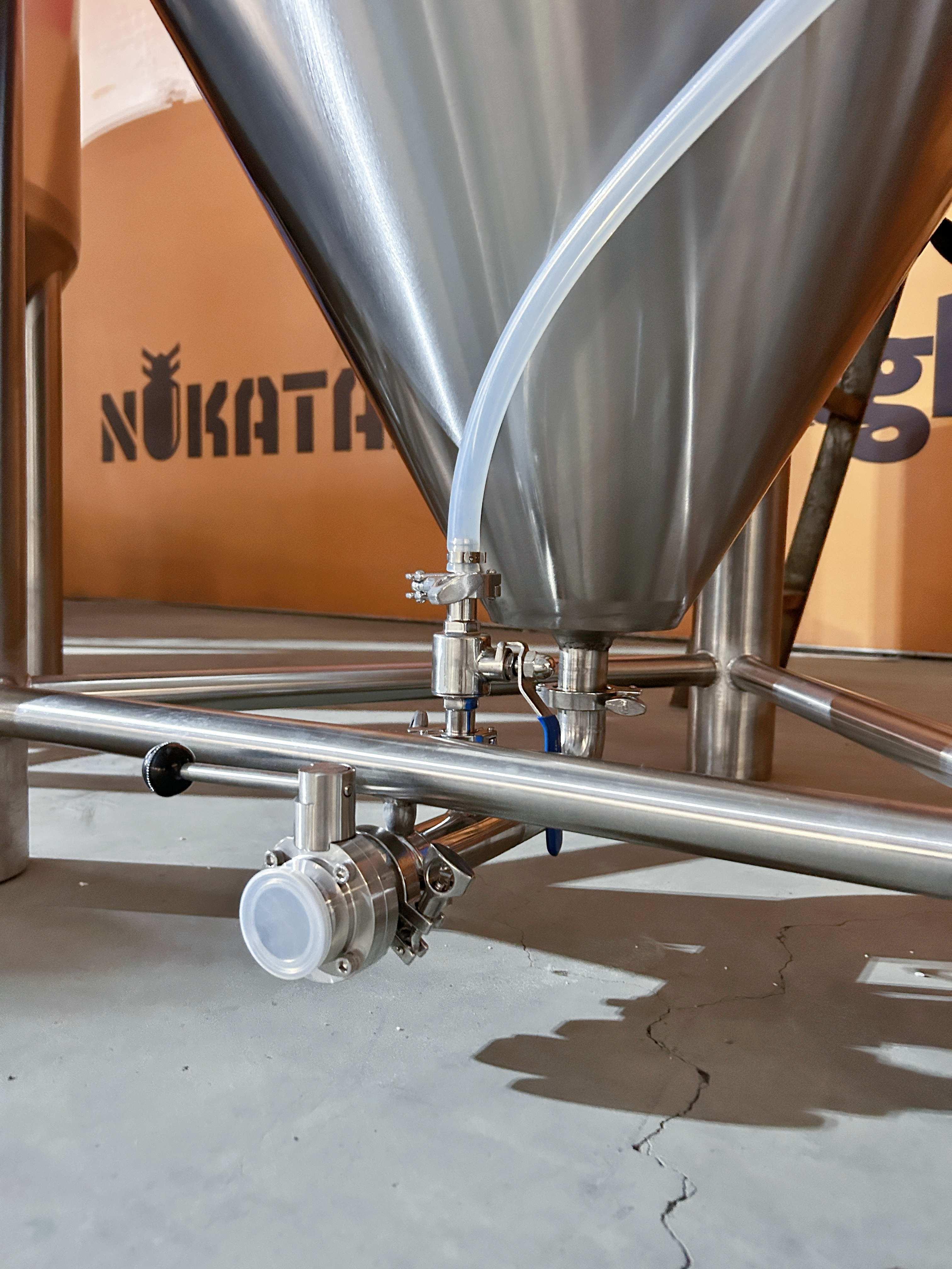 800L Conical Fermenter (pressurisable, jacketed) - Image 21
