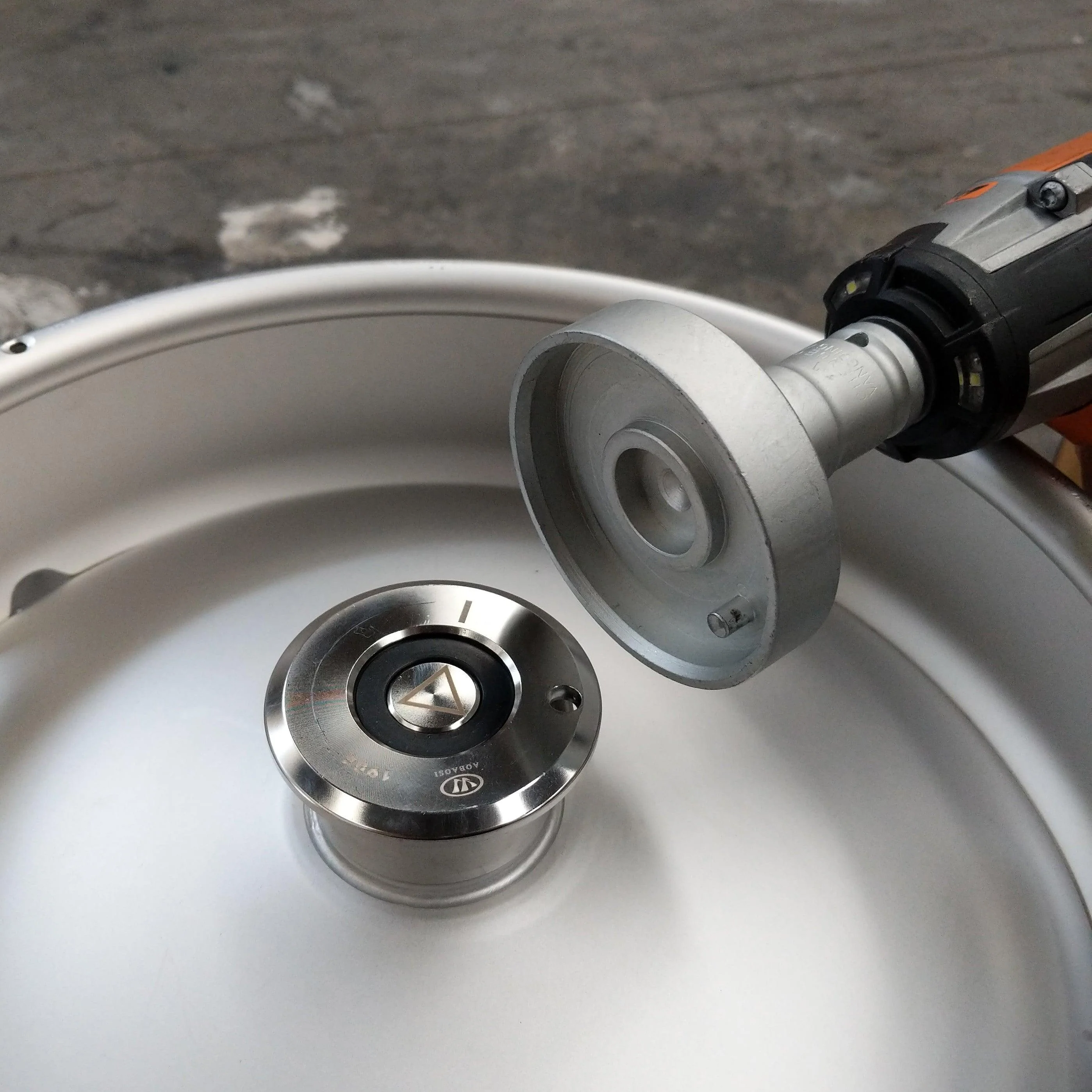 1/2 inch Square Drive - Keg Opening Tools A - Image 3