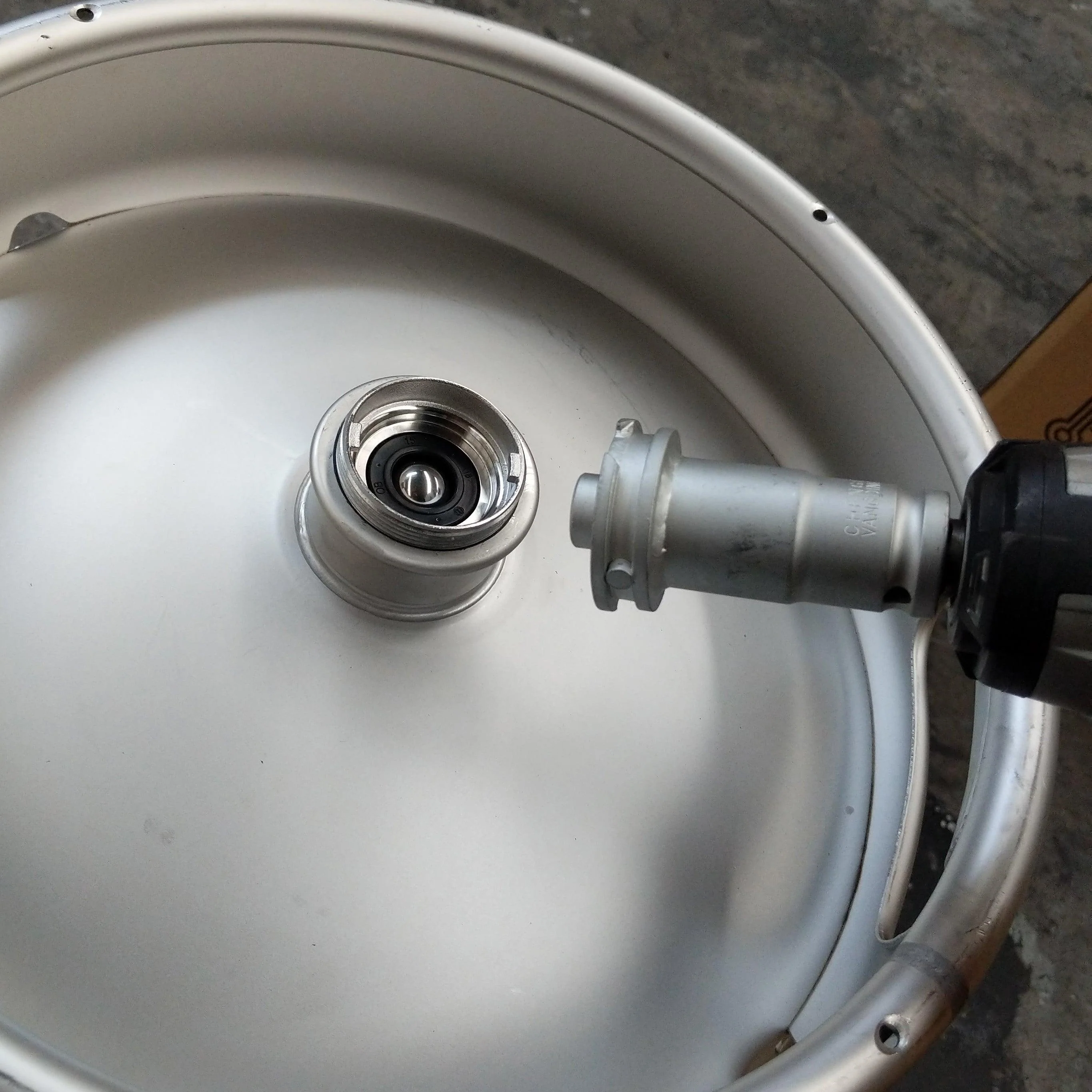 1/2 inch Square Drive - Keg Opening Tools D & S - Image 6