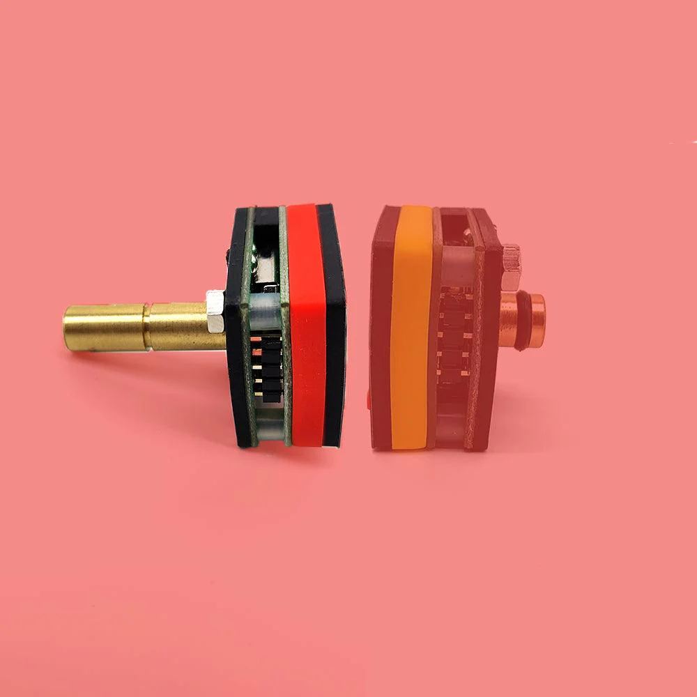 8mm (5/16) Male duotight x Mini Digital Gauge 27mm x 27mm x 8mm - 0-100psi - Image 5