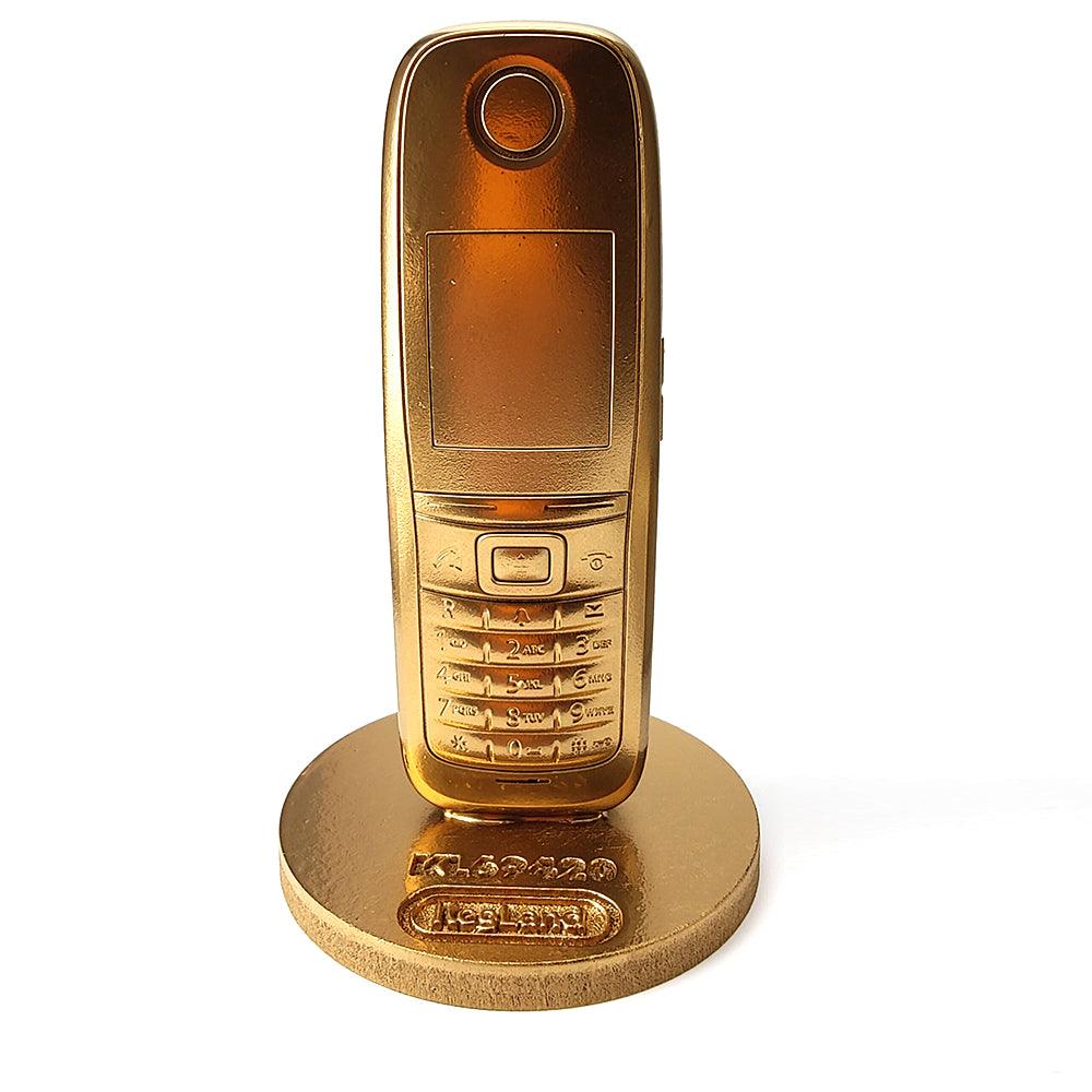 The Golden Phone - Image 2